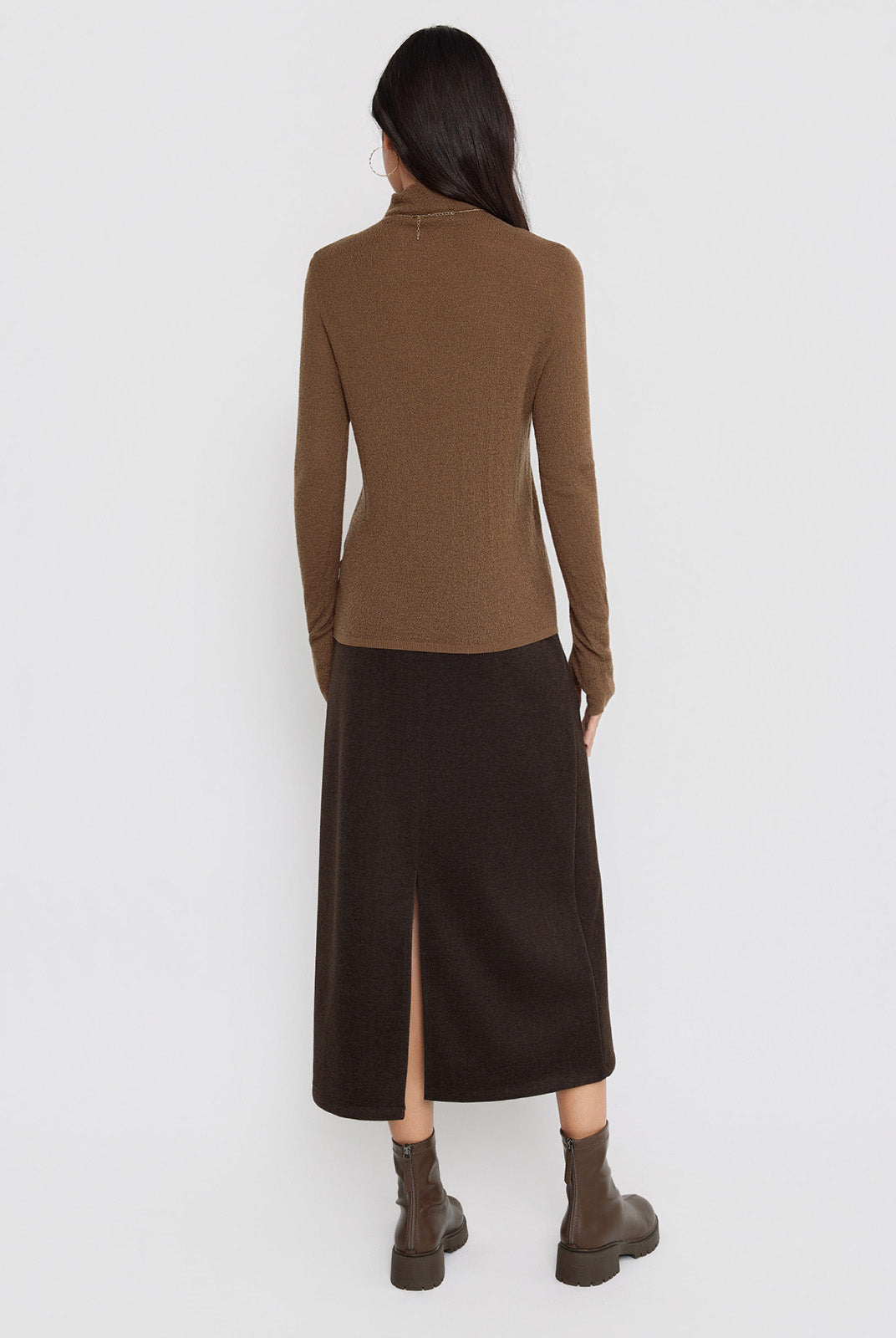 100% Extra-Fine Merino Wool Turtleneck Sweater