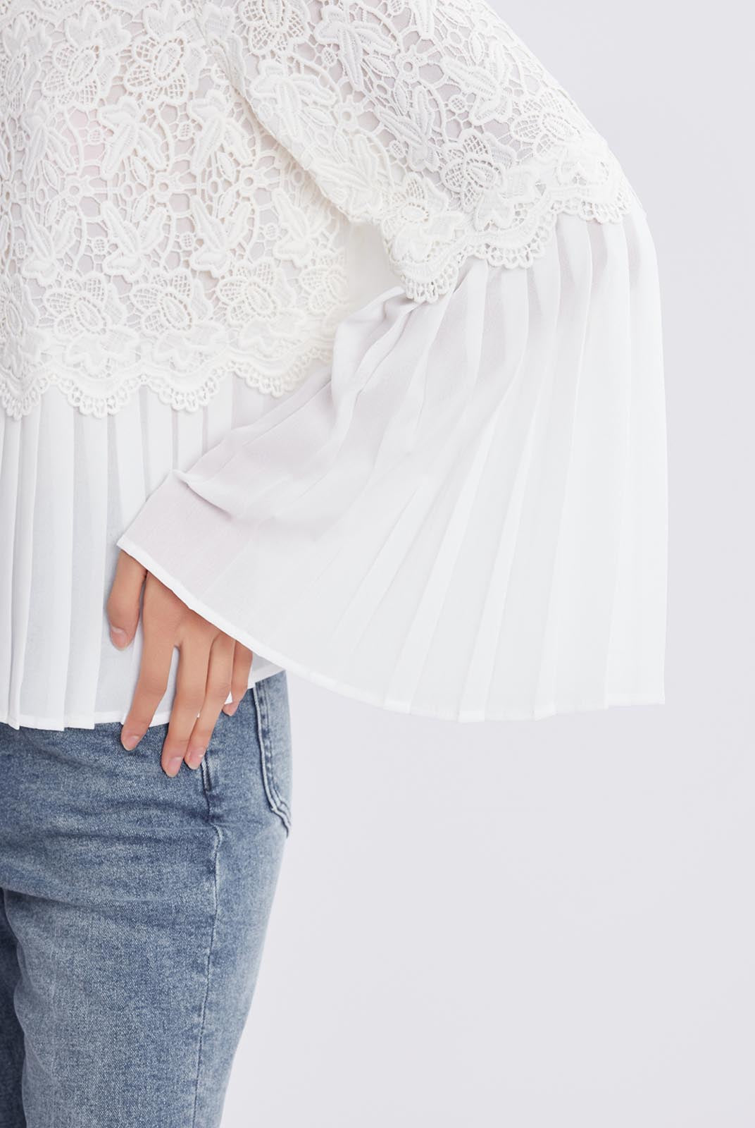 ASOBIO Pleated Chiffon Lace-Panel Blouse