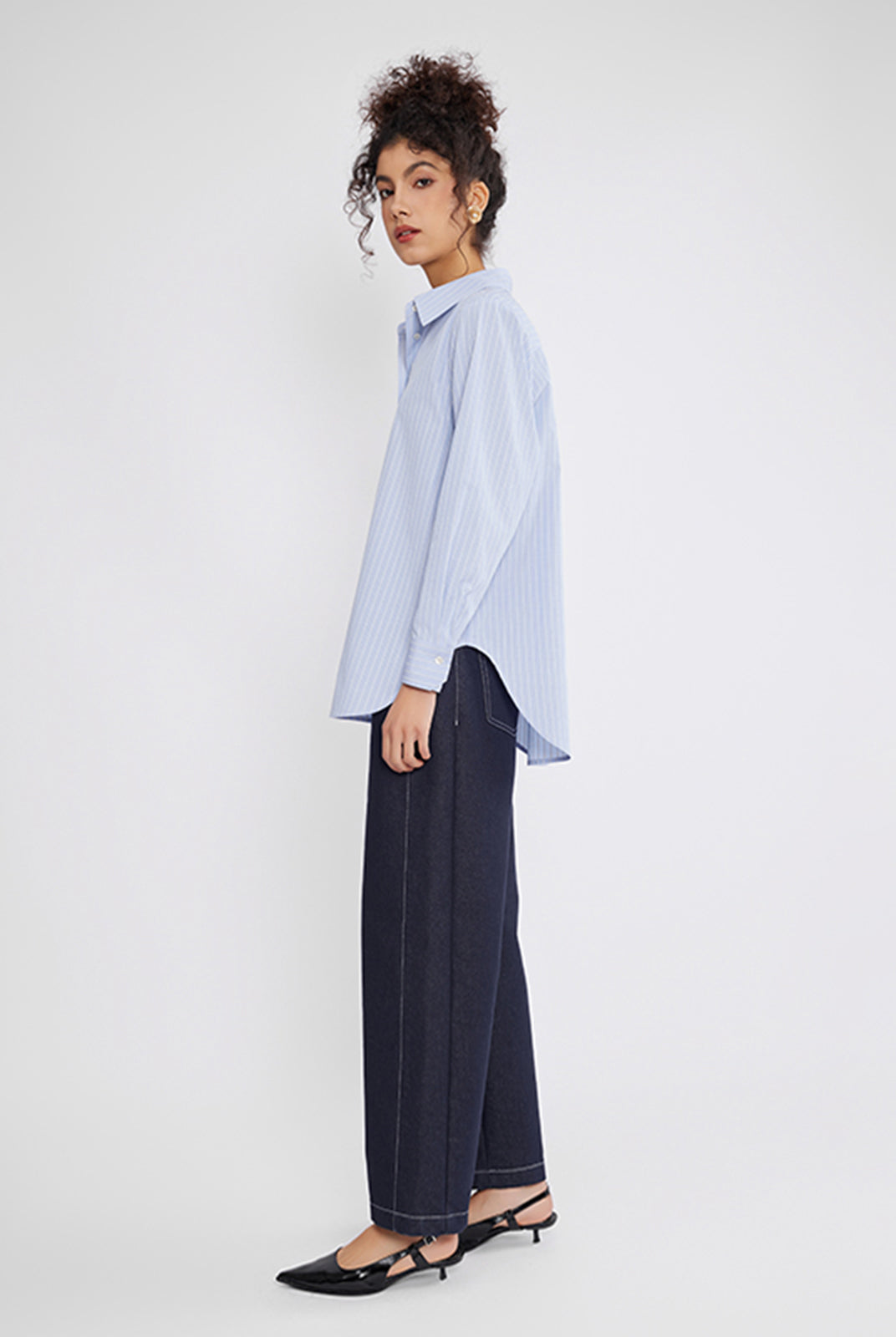 ASOBIO Relaxed Long-Sleeve Button-Up Shirt