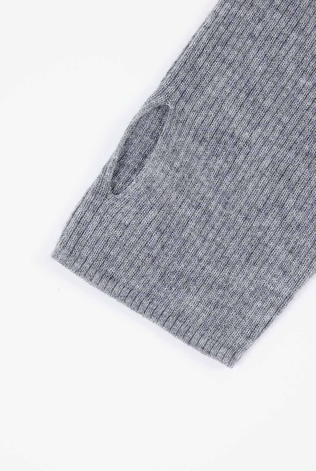Lightweight merino V-Neck Ribbed Wool Knit Top