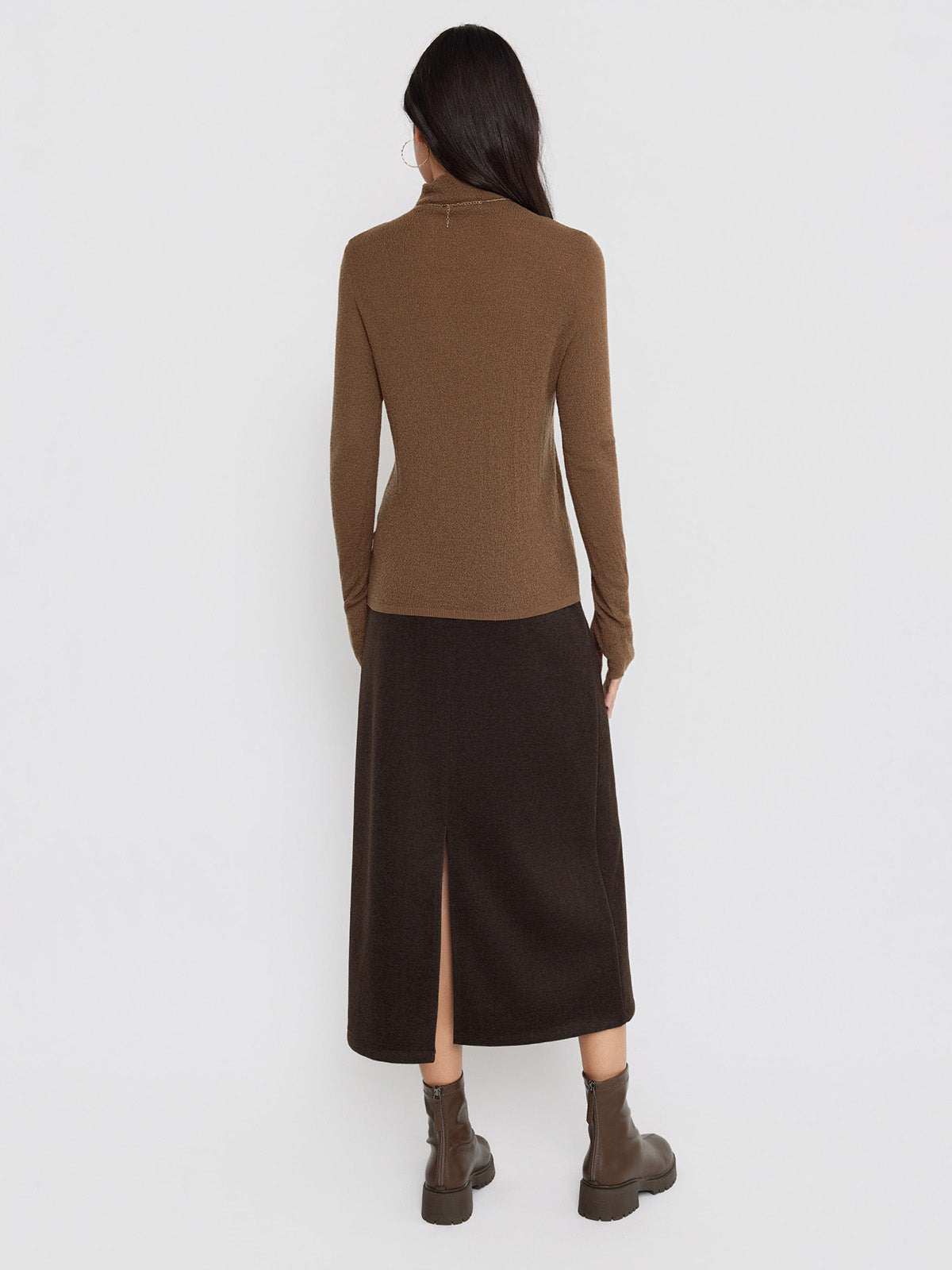 100% Extra-Fine Merino Wool Turtleneck Sweater