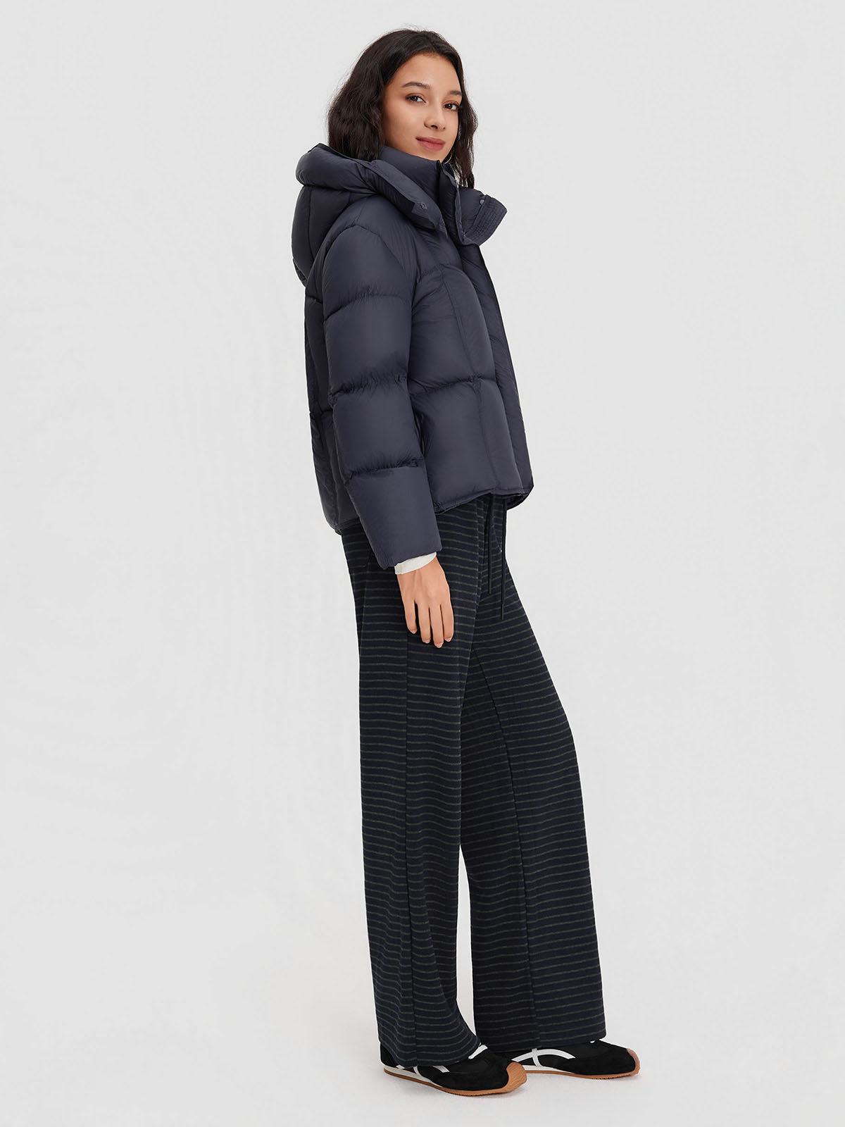 ASOBIO Cropped Hooded Down Puffer